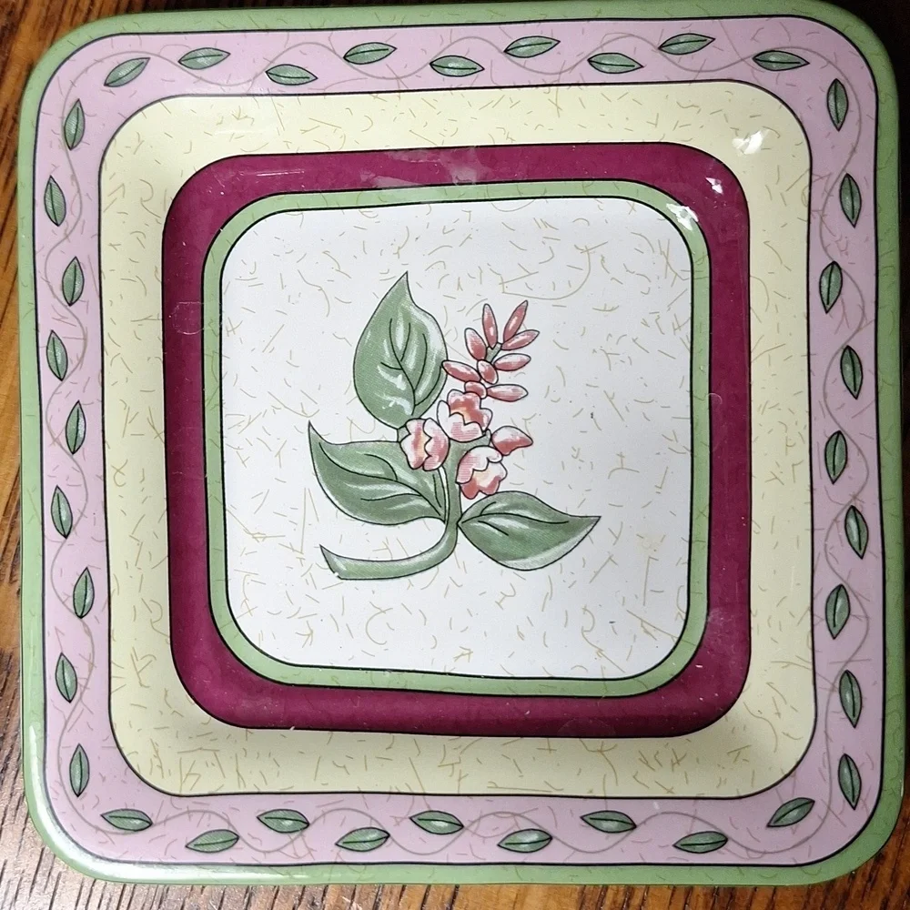 Partylite 2 Pc Green Candle W/ Lid & Plate Floral Sweet Pea Flower Square 4